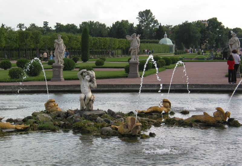 Peterhof Oak Fountain