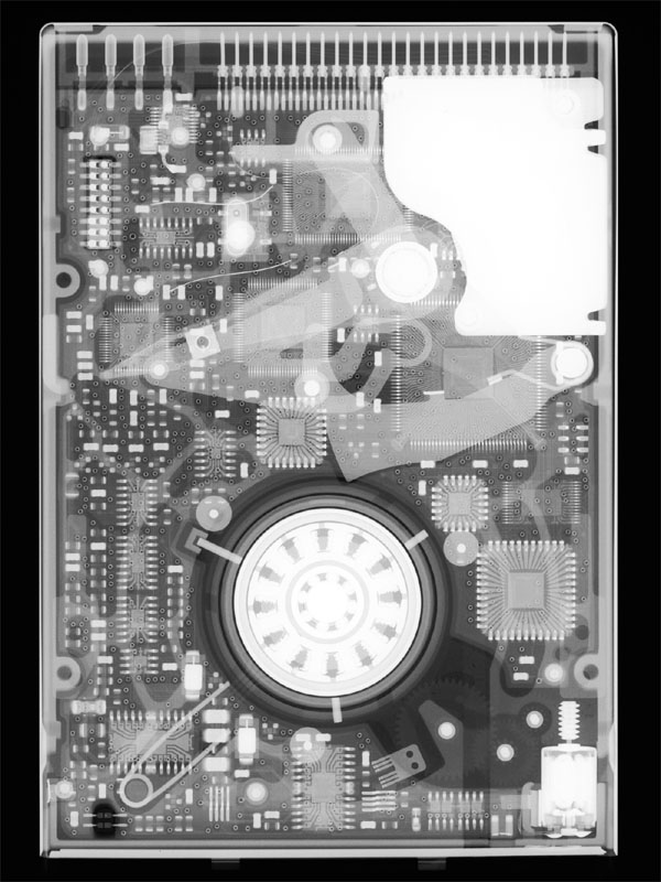 X-ray picture of Iomega Jaz drive