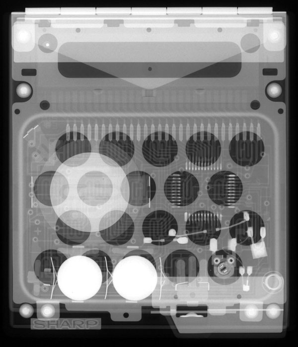 X-ray picture of Sharp Elsimate calculator